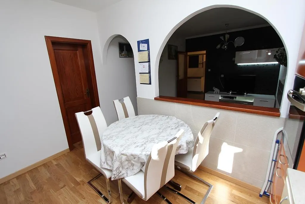 Apartment Ilinovic Rovinj 0*,  Croatia